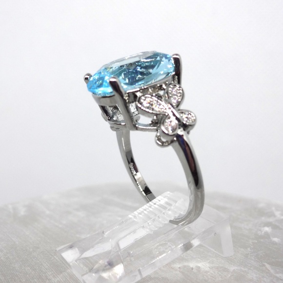 NEW 💎 925 Silver Blue Topaz Butterfly Ring - Picture 6 of 6